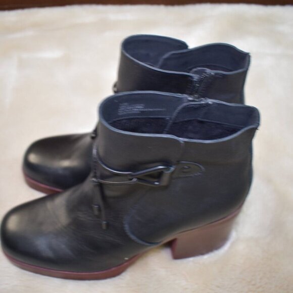 Korks Mertle Black Leather Block Heel Platform Booties Sz 9.5 Retro Hippie Chic - Picture 9 of 11